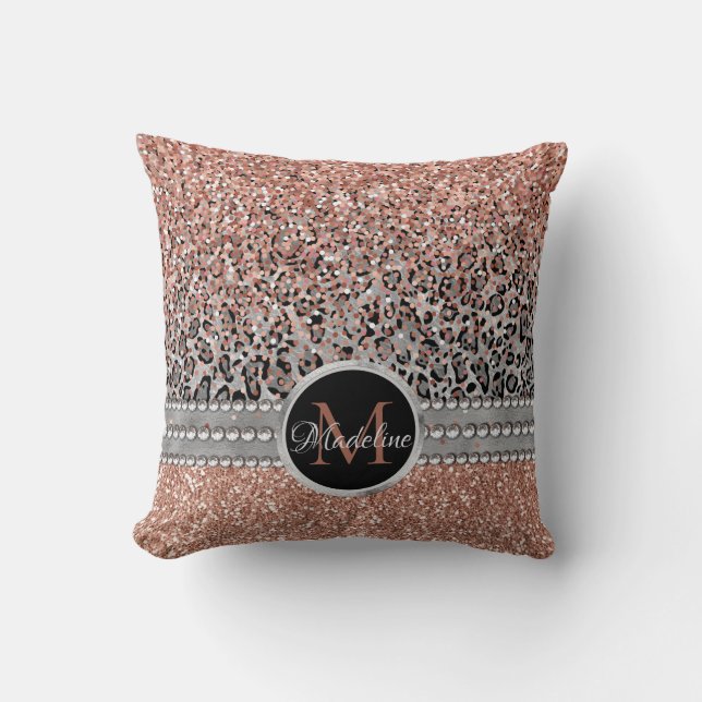Stilvolle Girly Rose Gold Glitzer Leopard Monogram Kissen (Vorderseite)