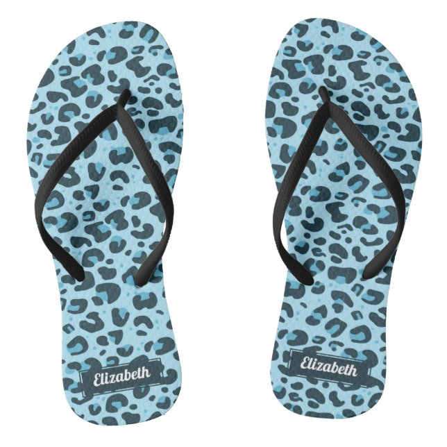 Stilvolle hellblaue Leoparden mit Namen Flip Flops (Fußbett)