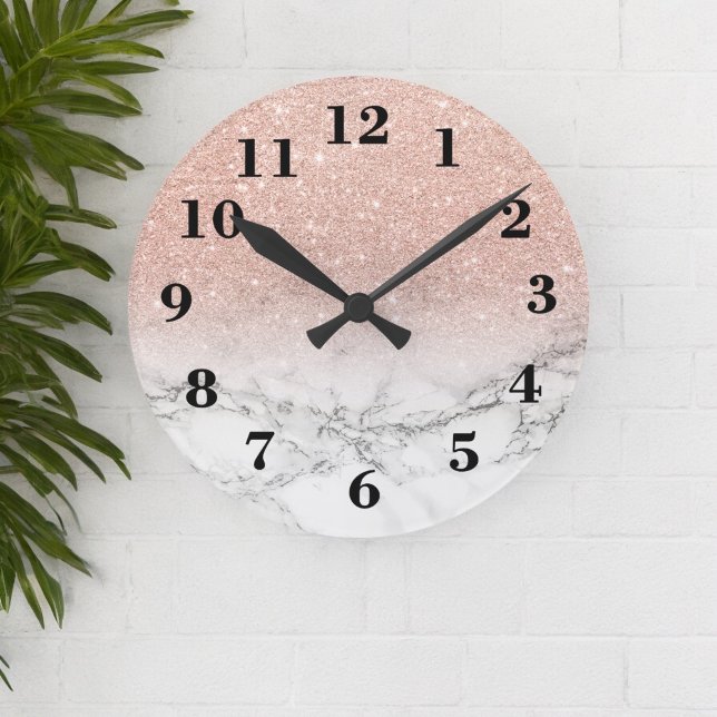 Stilvolle Imitate Rose Rosa Glitzer ombre weißer M Runde Wanduhr (Stylish faux rose pink glitter ombre white marble round clock)