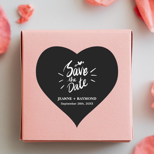 Stilvolle Kalligrafie Black Wedding Save the Date Herz-Aufkleber (Von Creator hochgeladen)