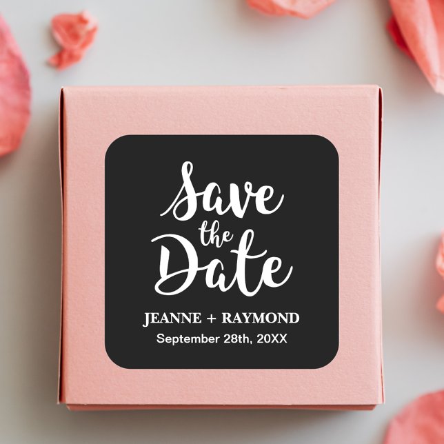 Stilvolle Kalligrafie Black Wedding Save the Date Quadratischer Aufkleber (Von Creator hochgeladen)