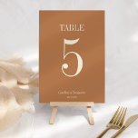 Stilvolle Klassik Terracotta auf dem Monte Tamaro Tischnummer<br><div class="desc">Stilvolle klassische Typografie Elegante Einfache Hochzeit Tischnummer in Terracotta</div>