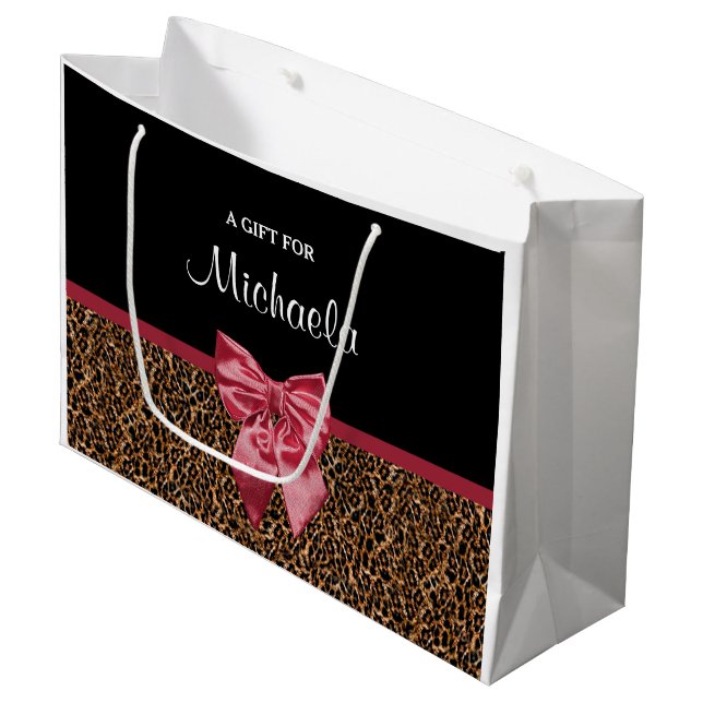 Stilvolle Leopard Print Elegant Red Bow und Name Große Geschenktüte (Vorderseite Schrägansicht)