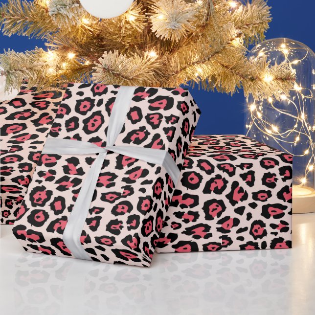 Stilvolle Leopardendrucke in Rosa Geschenkpapier (Feiertage)