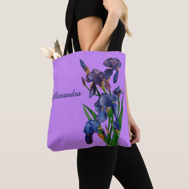 Stilvolle Lila Iris Wasserfarben (Von Nahem)