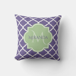 Stilvolle Lila Quatrefolie und Green Monogram bene Kissen