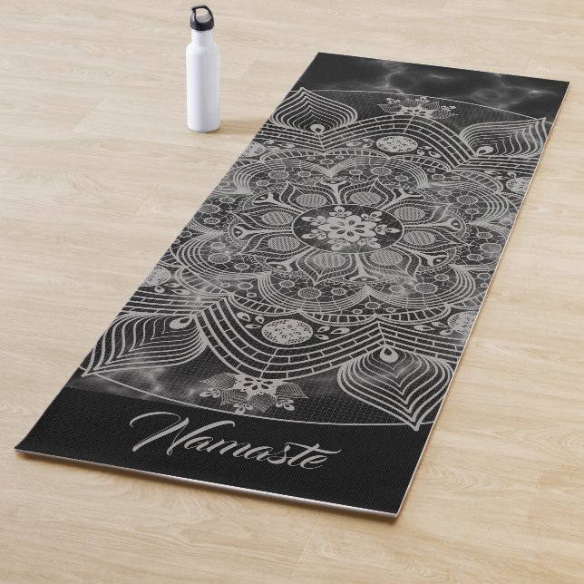 Stilvolle Marble Black and White Floral Mandala  Yogamatte (Beispiel)
