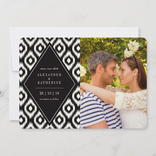 Stilvolle Mod Diamond Ikat Foto Save the Date Card (Vorderseite)