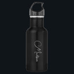 Stilvolle moderne Skriptbezeichnung Schwarz Edelstahlflasche<br><div class="desc">Eine einfache,  stilvolle,  Skriptnamensflasche mit weißer Typografie auf schwarz. Minimalistischer Stil. In 2 Größen erhältlich.</div>