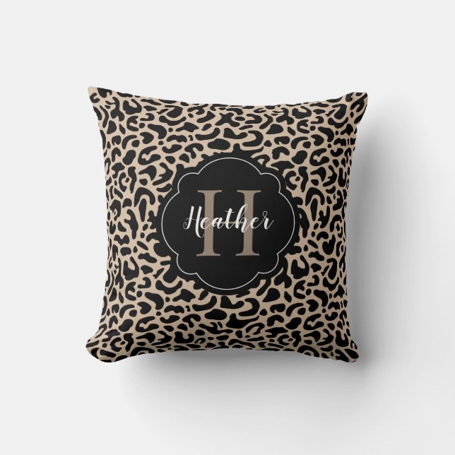 Stilvolle Monogram Leopard Print Throw Kissen (Vorderseite)