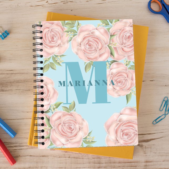 Stilvolle Monogram Simple Calligraphy Typografy Notizbuch (Pretty pink floral rose pattern with blue background monogrammed notebook.)