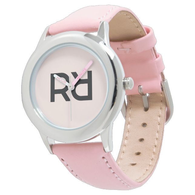 Stilvolle rosa Moderne Script Girls Monogram Initi Armbanduhr (Schrägansicht)