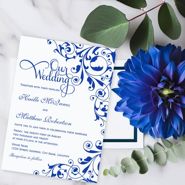 Stilvolle Royal Blue Wirbel Wedding Einladung (Royal blue swirls and elegant script 'Our Wedding" text wedding invitation.)