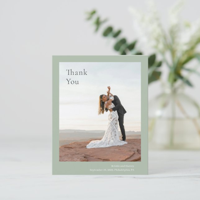 Stilvolle Sage Green Budget Wedding Danke Card (Stehend Vorderseite)