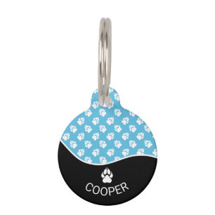 Stilvolle schwarz-blaue Dog Paws Muster & Name Haustiermarke