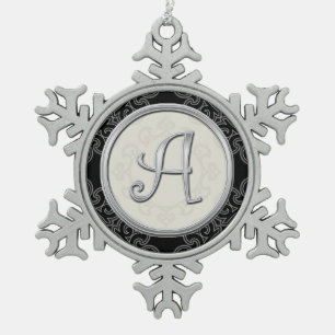 Stilvolle Silver Monogram A Christmas Schneeflocken Zinn-Ornament