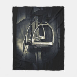 Stilvolle Silver Stirrups auf English Riding Saddl Fleecedecke