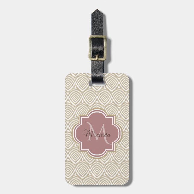 Stilvolle Tan Arched Scallops Mauve Monogram Name Gepäckanhänger (Vorderseite vertikal)