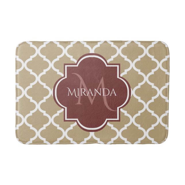 Stilvolle Tan Quatrefolie Burgundy Monogram und Na Badematte (Vorderseite)