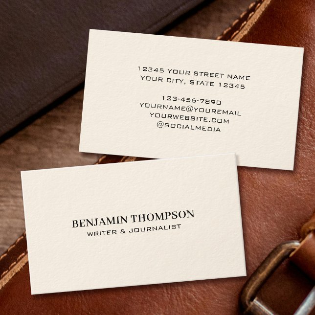 Stilvolle und Berufliche Typografie-Creme Visitenkarte (Von Creator hochgeladen)