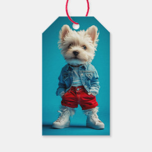 Stilvolle Westie Pup in Denim und Sneakers Geschenkanhänger