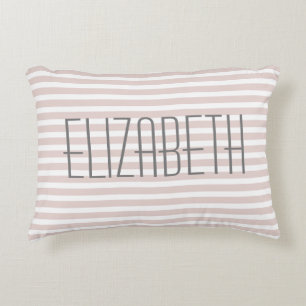 Stilvoller blassrosa benutzerdefinierter Namenszit Dekokissen