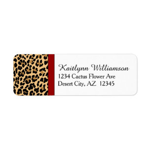 Stilvoller Leopard-Druck und roter Akzent