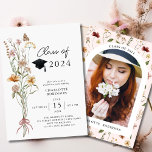 Stilvolles Foto zur Frühlingsstiftung Wildblume Einladung<br><div class="desc">Feiern Sie den Meilenstein Ihres Absolventen stilvoll mit unserem stilvollen Spring Wildblume Graduation Party Foto Einladung. Mit einer atemberaubenden Aquarellfarben-Wildblume, Meadow Bouquet und einem Foto des Absolventen auf der Rückseite, Set diese Einladung für einen botanischen Blumengarten Party gefüllt mit Eleganz und Charme. Die zarten rosa Farbtöne und die lebhaften Pop...</div>