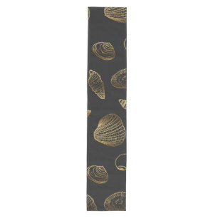 Stilvolles Gold- und Black Seashells-Muster Mittelgroßer Tischläufer