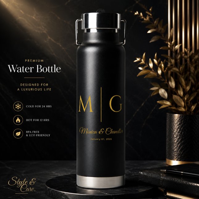 Stilvolles Monogramm mit Paarnamen Schwarz Trinkflasche (Stylish Monogram With Couple Name Black Water Bottle)