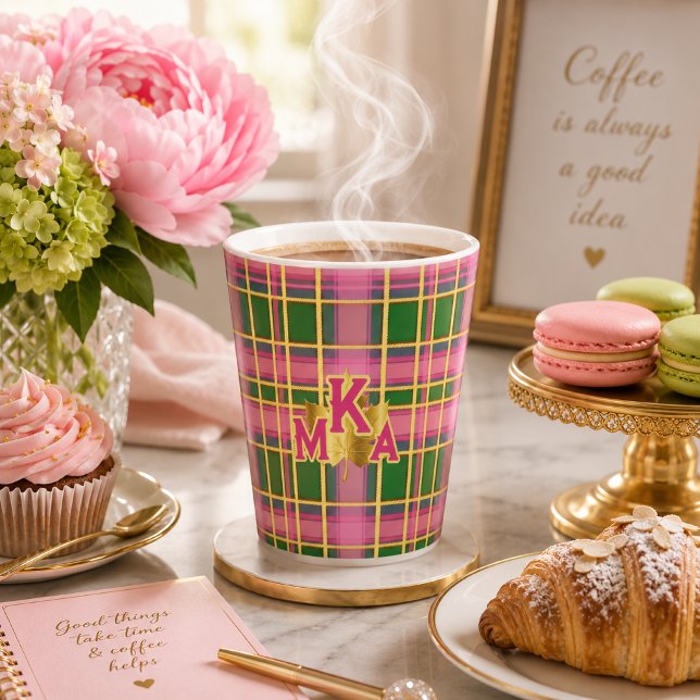 Stilvolles rosa & grün kariertes monogramm milchtasse (Stylish Monogrammed Pink and Green Plaid Latte Mug )
