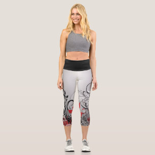 Stilvolles rotes, schwarzes und graues Blattdesign Capri Leggings