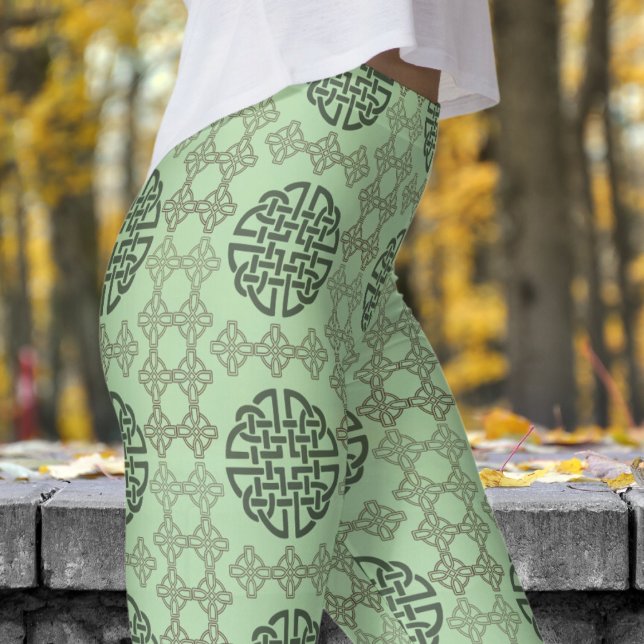 Stilvolles Tribal-Muster in Grün und Schwarz Leggings (Stylish Green and Black Circular Tribal Pattern Leggings)