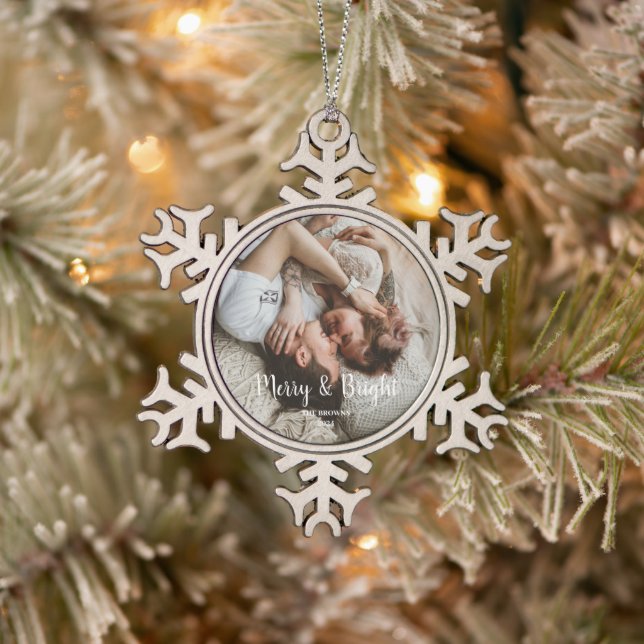 Stilvolles Weihnachten Merry Bright Family Foto Schneeflocken Zinn-Ornament (Baum)