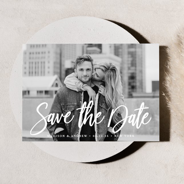 Stilvolles White Script-Foto Save the Date (Von Creator hochgeladen)
