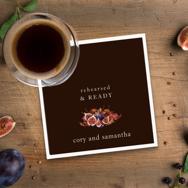 Stimmungsvolle Ernte Pflaumen-Feigen-Probe und Ber Serviette (Rehearsed & Ready fall rehearsal dinner napkins with moody harvest fig design by Darling & May)