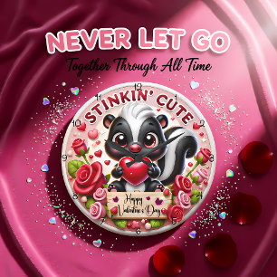 Stinkend süße Skunk-Valentinstag-Uhr Große Wanduhr