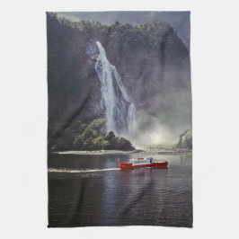 Stirling fällt in Milford Sound - Neuseeland Geschirrtuch