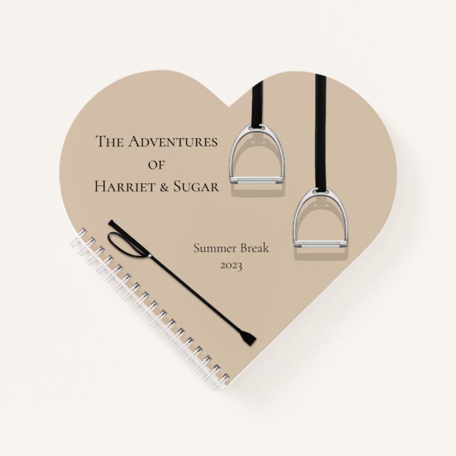 Stirrup Irons & Riding Crop Latte Reiturlaub Herz Notizbuch (Vorderseite)