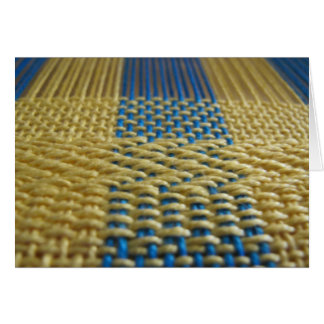 Stoff auf dem Webstuhl