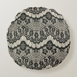 Stoffe Spitzen-Ornament auf Weiß. Rundes Kissen