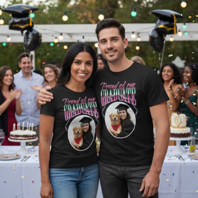 Stolz auf mein Graduate Custom Foto Cheesy Chrome T-Shirt (Proud of my graduate Custom Photo Cheesy Chrome T-Shirt.)