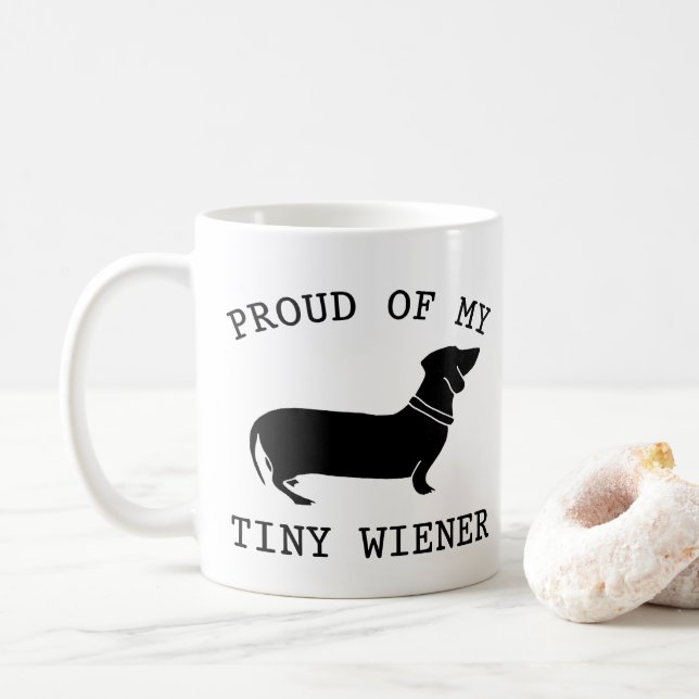 Stolz auf meine winzige Dackel Funny Dackel Zitat Kaffeetasse (Mit Donut)