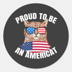 Stolz, ein Americat-Katze mit USA-Flagge am glückl Runder Aufkleber