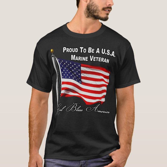 Stolz, ein US-Marinefresser mit US-Flagge zu sein T-Shirt (Vorderseite)