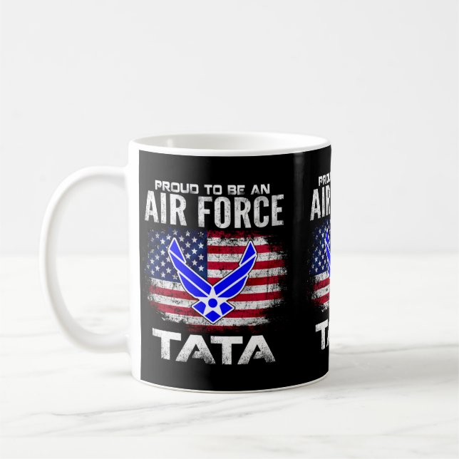 Stolz, eine Luftwaffe mit einer amerikanischen Fla Kaffeetasse (Links)