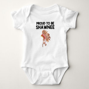 Stolz, Shawnee-Ureinwohner-Baby-Bodysuit zu sein Baby Strampler