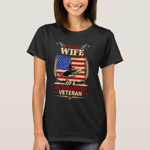 Stolze Ehefrau des Veteranen-Unters T-Shirt