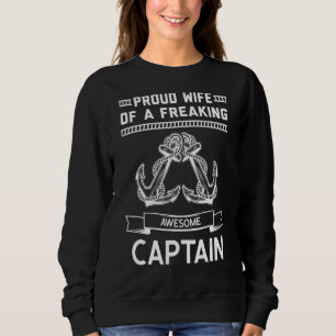 Stolze Ehefrau einer Captain-Boot-Ehefrau Sweatshirt