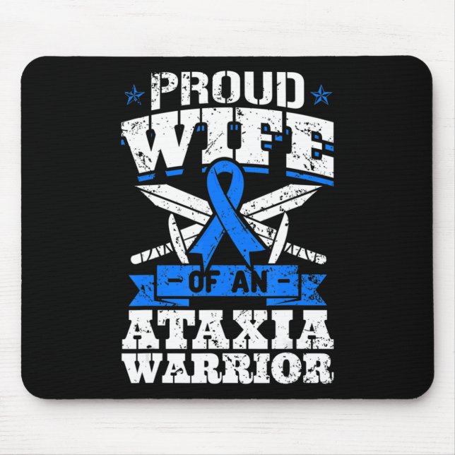 Stolze Ehefrau eines Ataxia Warrior Blue Awareness Mousepad (Vorne)